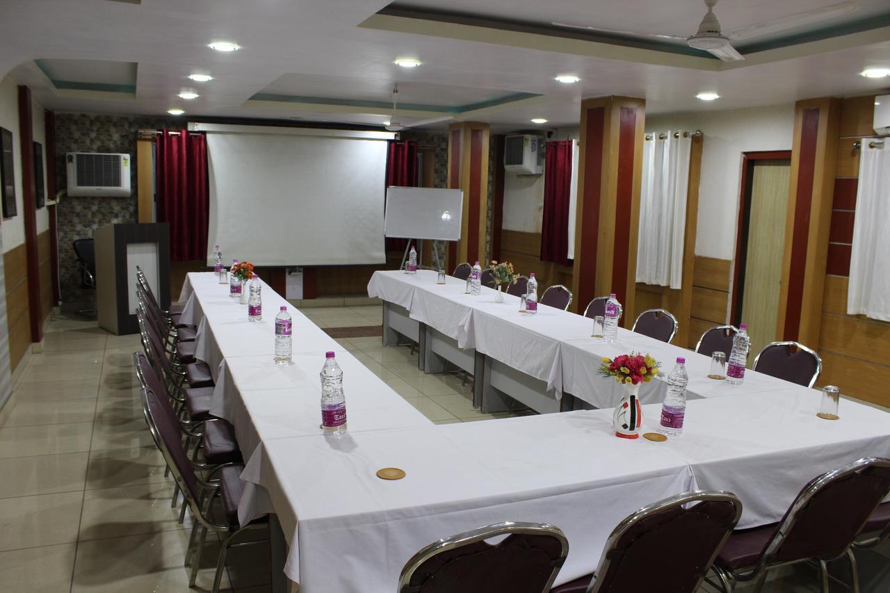 رانشي Hotel Cradle Inn المظهر الخارجي الصورة